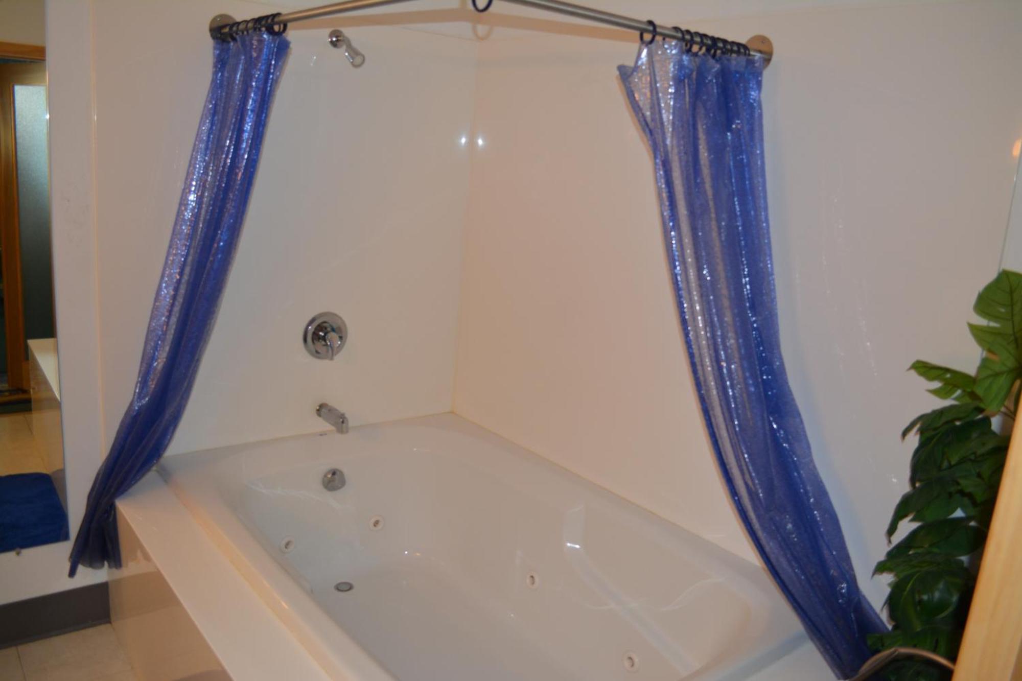Bloomer Inn & Suites Room photo